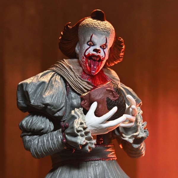 WELKOM IN DERRY - ACTIEFIGUUR OP SCHAAL VAN 18 CM - ULTIEME PENNYWISE