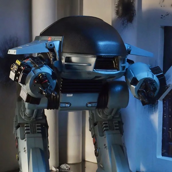 ROBOCOP - ACTIEFIGUUR - ED-209 IN DOOS MET GELUID