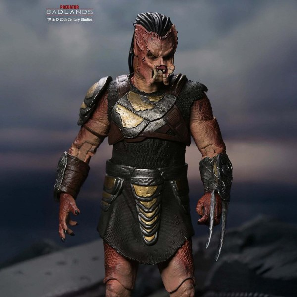 PREDATOR BADLANDS - ACTIEFIGUUR OP SCHAAL VAN 18 CM - ULTIMATE DEK (TRAININGSARMOR)