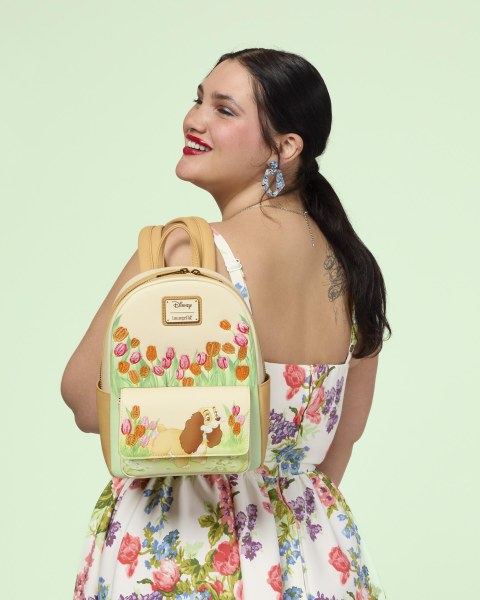 LADY PASTEL TULIP MINI RUGZAK - DISNEY LOUNGEFLY LADY EN DE VAGEBOND