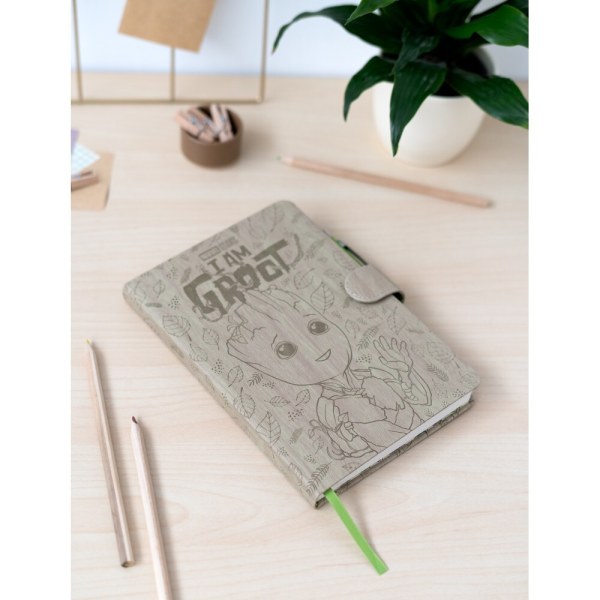 GROOT PREMIUM A5 NOTITIEBOEK MET PROJECTORPEN - MARVEL