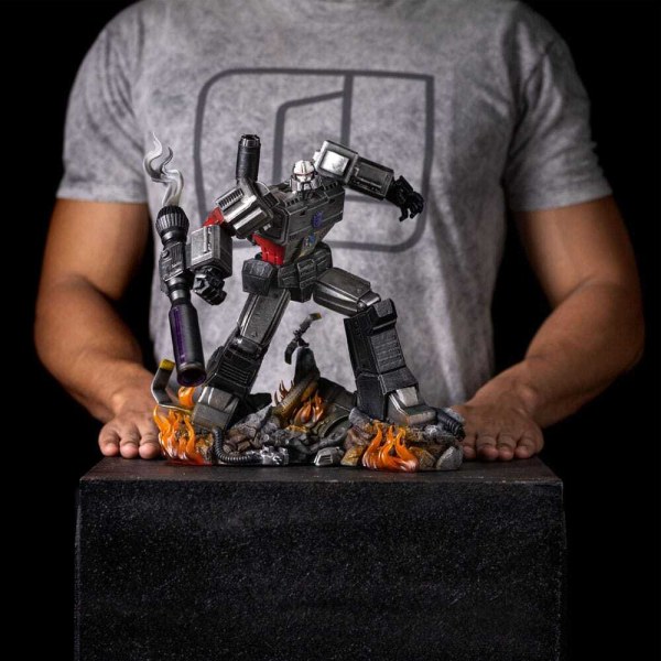 Megatron Art Scale, 32 cm - Iron Studios Transformers