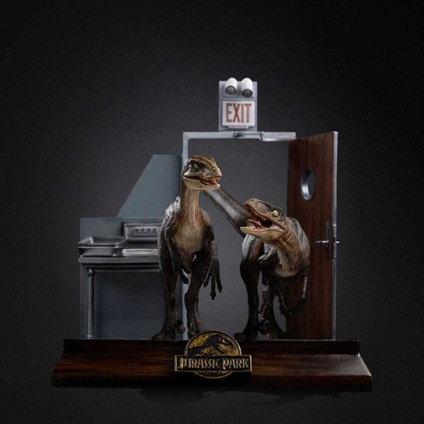 Art Scale Raptors voor de keukendeur 28 cm - Iron Studios Jurassic Park
