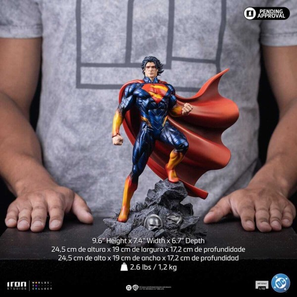 Superman Absolute Art Scale , 25 cm - Iron Studios DC Comics