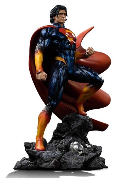 Superman Absolute Art Scale , 25 cm - Iron Studios DC Comics