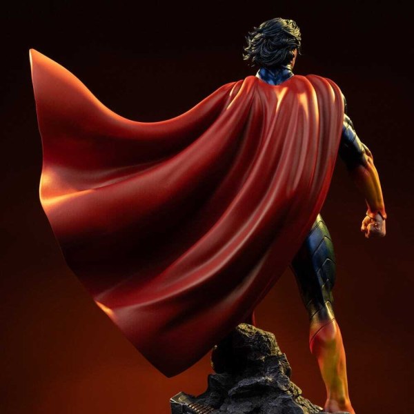 Superman Absolute Art Scale , 25 cm - Iron Studios DC Comics