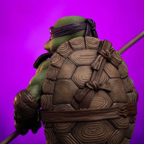 Teenage Mutant Ninja Turtles beeldje op Art Scale 1/10 van Donatello, 18 cm.