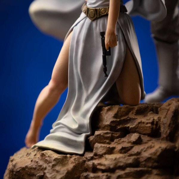 Star Wars beeldje 1/10 Deluxe Art Scale Luke en Leia 41 cm