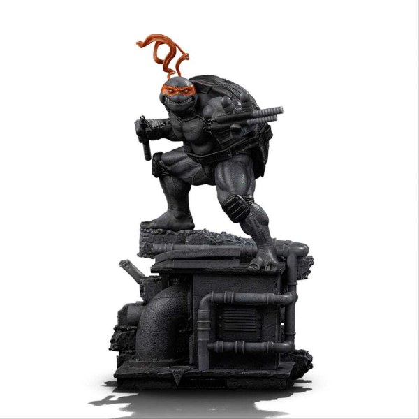 Ninja Turtles beeldje 1/10 Art Scale Michelangelo Zwart-wit variant 26 cm