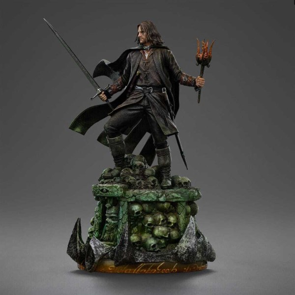 Het Aragorn Unleashed standbeeld uit Lord of the Rings, Art Scale 1/10, 31 cm.