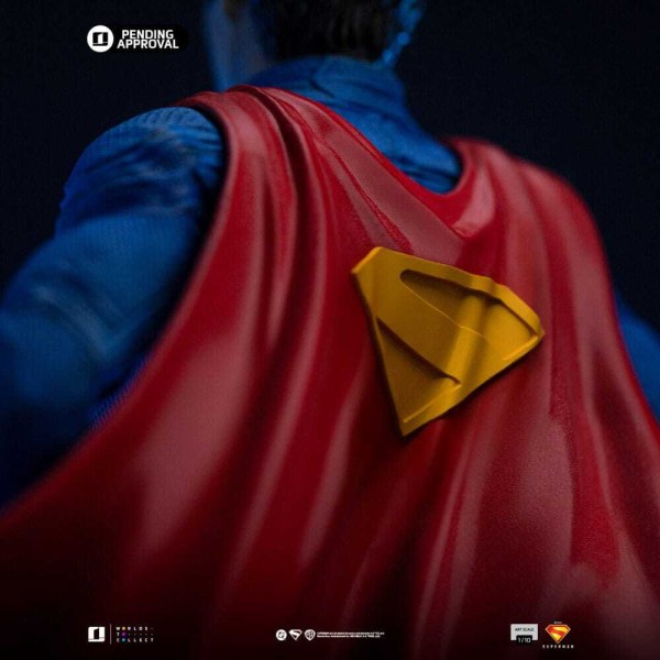 Superman & Krypto op Art Scale 32 cm - Iron Studios Superman Legacy