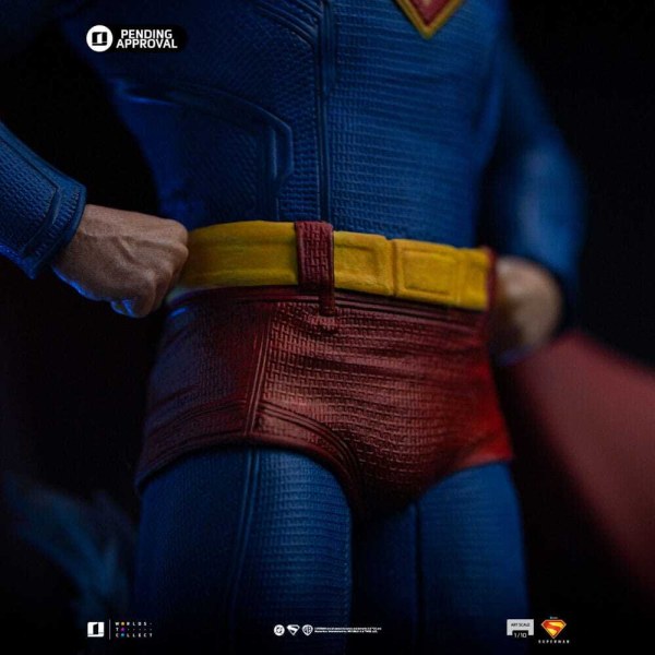 Superman & Krypto op Art Scale 32 cm - Iron Studios Superman Legacy