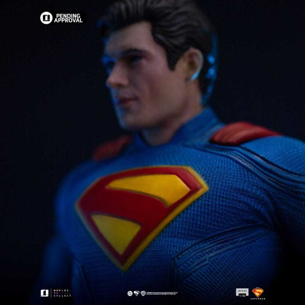 Superman & Krypto op Art Scale 32 cm - Iron Studios Superman Legacy