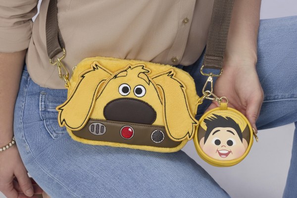 Dug Sling Schoudedtas met muntvakje - Disney-Pixar Loungefly Up