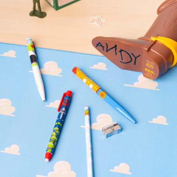 Toy Story Woody laars pennenhouder met Kantoorartikelen – 16 cm