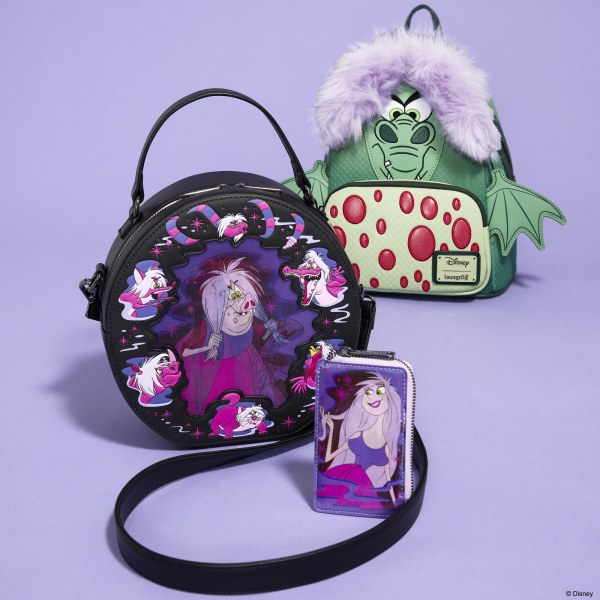 Madam Mim Lenticulaire Pasjeshouder - Disney Loungefly Merlijn de Tovenaar