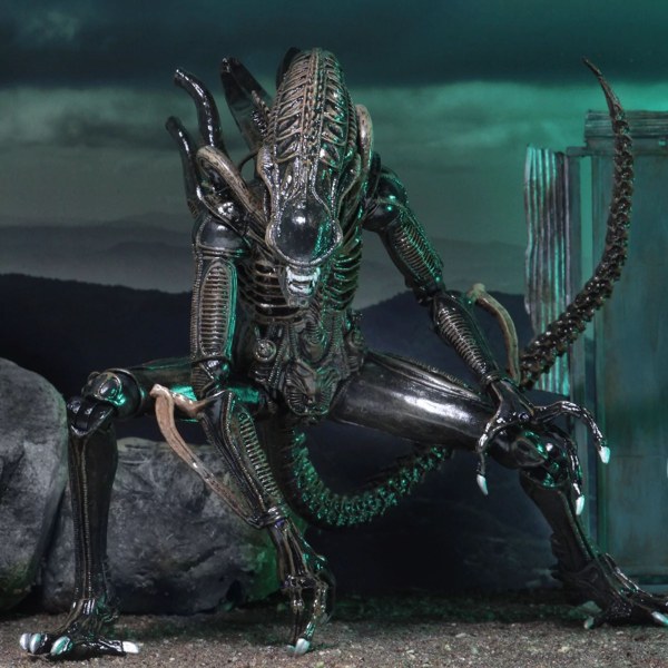 ALIEN - 7" ACTIEFIGUUR - ULTIMATE ALIENS WARRIOR 1986 (BRUIN)