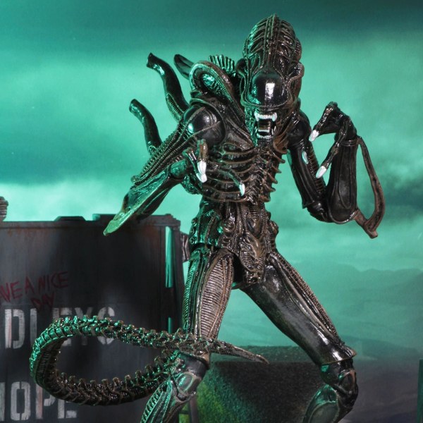 ALIEN - 7" ACTIEFIGUUR - ULTIMATE ALIENS WARRIOR 1986 (BRUIN)