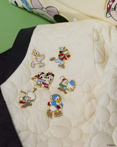 Mickey & Vrienden Winteractiviteiten Mystery Box Pin - Disney Loungefly