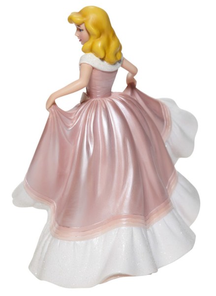 ASSEPOESTER in een roze jurk - DISNEY HAUTE COUTURE SHOWCASE