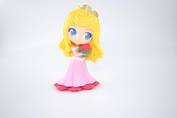 AURORA IN EEN JURK - DISNEY Q POSKET