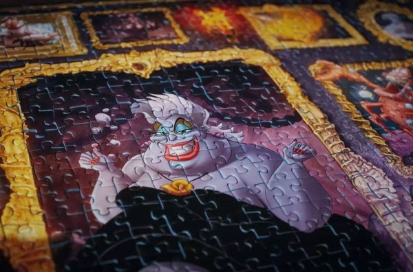 PUZZEL URSULA (1000 STUKS) - DISNEY