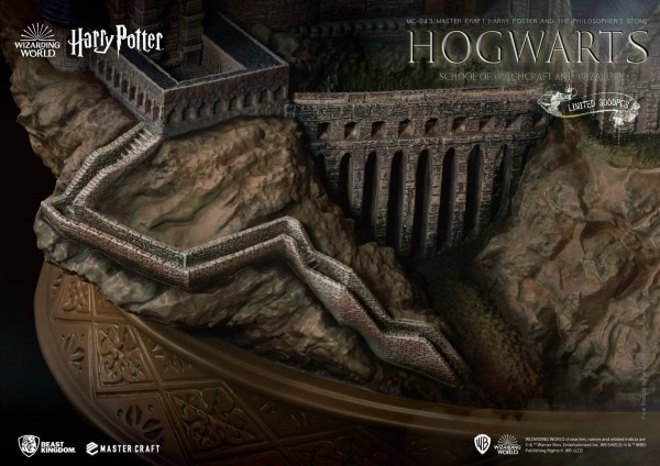 HOGWARTS Hogeschool voor Hekserij en Hocus-Pocus 32 cm BEPERKTE UITGAVE - HARRY POTTER MEESTERWERK