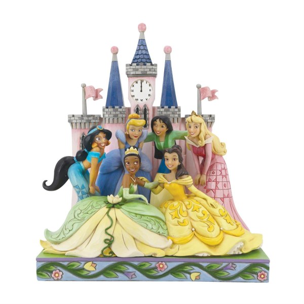 DE PRINSESSEN POSEREN VOOR HET KASTEEL - DISNEY TRADITIONS