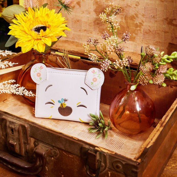 WINNIE DE POEH PORTEFEUILLE COSPLAY FOLK BLOEMEN - DISNEY LOUNGEFLY